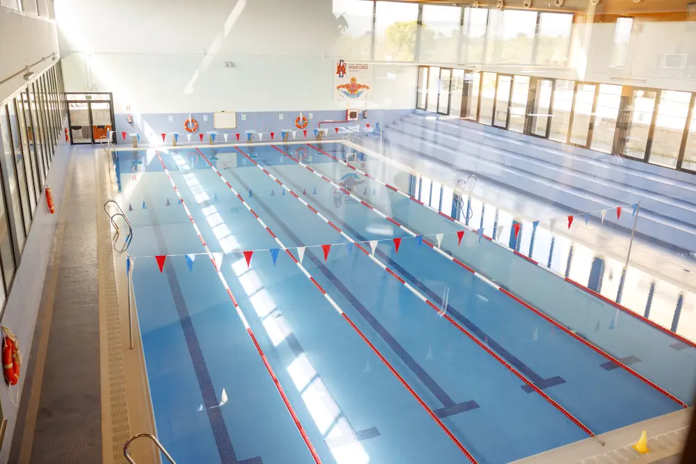 foto piscina desde bar fp miraflores